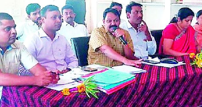 Farmers should not have trouble | शेतकऱ्यांना त्रास होता कामा नये