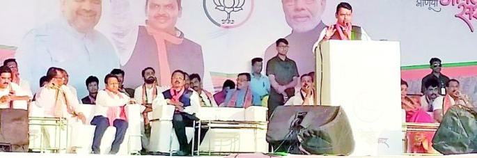 Maharashtra Election 2019 : Alliance government money into the pockets of brokers | Maharashtra Election 2019 : आघाडी सरकारचा पैसा दलालांच्या खिशात Maharashtra Election 2019 : Alliance government money into the pockets of brokers | Maharashtra Election 2019 : आघाडी सरकारचा पैसा दलालांच्या खिशात
