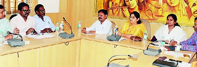 Giving 10 lakh prize to school | गुणवंत शाळेला देणार १० लाखांचे बक्षीस Giving 10 lakh prize to school | गुणवंत शाळेला देणार १० लाखांचे बक्षीस