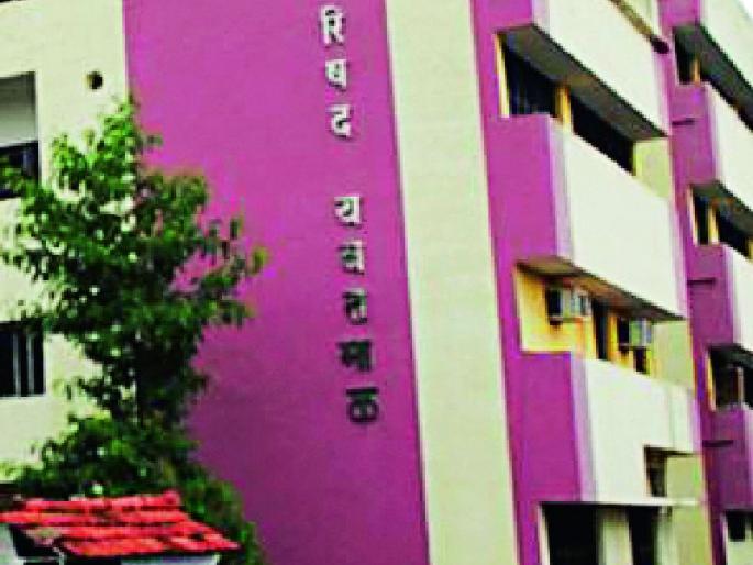 Billions of Zilla Parishad retirees' payments stalled | जिल्हा परिषदेतील निवृत्तांची कोट्यवधींची देयके अडली Billions of Zilla Parishad retirees' payments stalled | जिल्हा परिषदेतील निवृत्तांची कोट्यवधींची देयके अडली