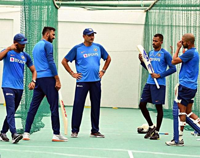 india vs south africa live score & updates 1st t20i at dharamsala: Raining in Dharamsala before 1st T-20 match | India vs South Africa : पावसामुळे पहिला ट्वेन्टी-20 सामना रद्द