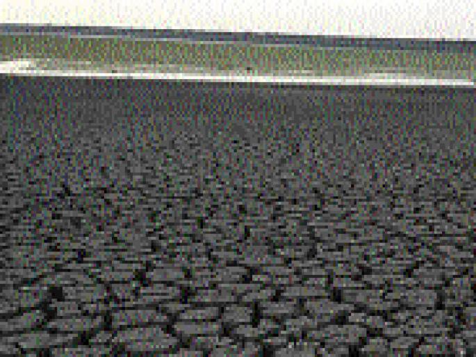 Chandrapur to Parli, to bring water from the dam | परळीसाठी चांदापूर, खडका धरणातून पाणी आणणार Chandrapur to Parli, to bring water from the dam | परळीसाठी चांदापूर, खडका धरणातून पाणी आणणार