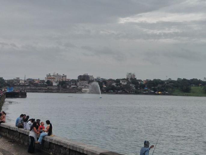 Where does the water of Futala Lake seep into Nagpur city? | नागपूर शहरातील फुटाळा तलावाचे पाणी झिरपते कुठे?  Where does the water of Futala Lake seep into Nagpur city? | नागपूर शहरातील फुटाळा तलावाचे पाणी झिरपते कुठे?