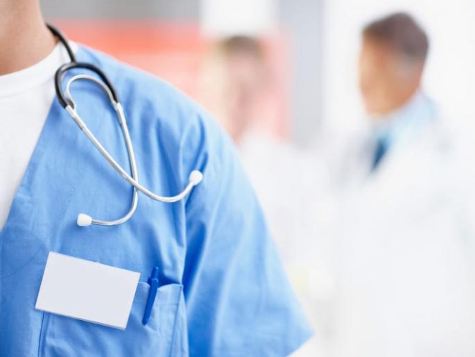 The movement of temporary doctors in the state | राज्यातील अस्थायी डॉक्टरांचे आंदोलन