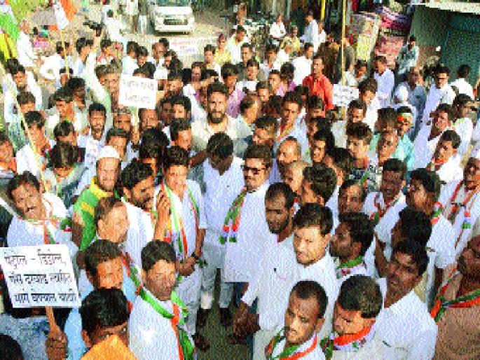 Jalna District Youth Congress's demonstrations | जालना जिल्हा युवक काँग्रेसची निदर्शने Jalna District Youth Congress's demonstrations | जालना जिल्हा युवक काँग्रेसची निदर्शने