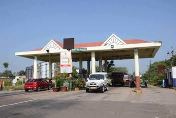 Baramatikar exempted from toll; It will be closed from September 1 | बारामतीकरांची टोलच्या जाचातून मुक्तता; अजित पवारांच्या पुढाकाराने प्रश्न मार्गी Baramatikar exempted from toll; It will be closed from September 1 | बारामतीकरांची टोलच्या जाचातून मुक्तता; अजित पवारांच्या पुढाकाराने प्रश्न मार्गी