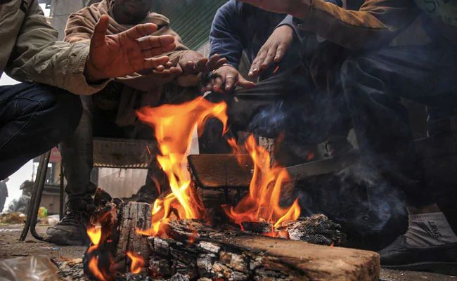 It was cold again, Nagpur, Gondia | पुन्हा थंडी परतली, नागपूर, गोंदियात कडाका It was cold again, Nagpur, Gondia | पुन्हा थंडी परतली, नागपूर, गोंदियात कडाका