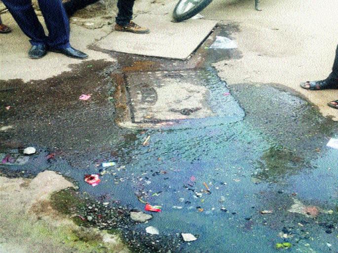  Civil stricken by underground drainage, tumbed toilets | भूमिगत गटारी, तुंबलेल्या शौचालयाने नागरिक त्रस्त