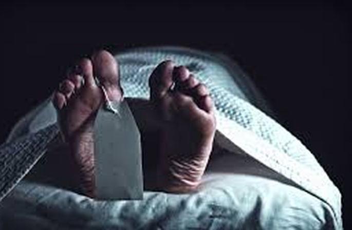 While constructing a well in Bhandara district, one was killed on the spot | भंडारा जिल्ह्यात विहिरीचे बांधकाम करीत असताना एक जागीच ठार While constructing a well in Bhandara district, one was killed on the spot | भंडारा जिल्ह्यात विहिरीचे बांधकाम करीत असताना एक जागीच ठार