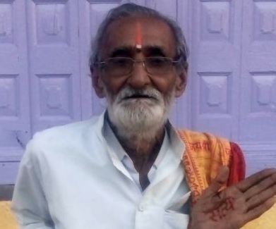 I write and erase on the palm of time ... | काल के कपाल पे लिखता और मिटाता हूं... I write and erase on the palm of time ... | काल के कपाल पे लिखता और मिटाता हूं...