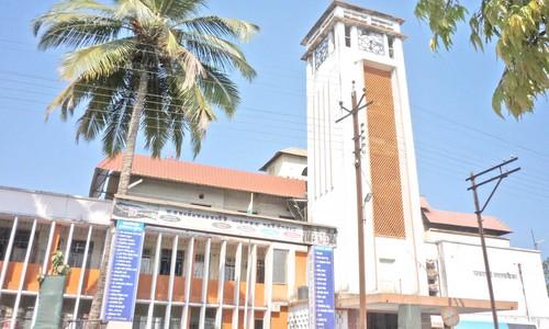 Property seal from Sawantwadi Municipality | सावंतवाडीत नगरपालिकेकडून मालमत्ता सील