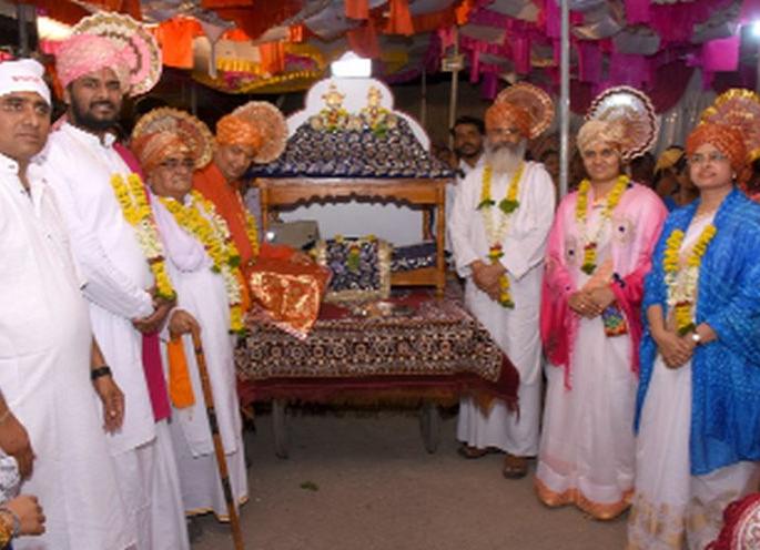 Shobhayatra for Sonargirra Parayan Festival | सोनगीरला पारायण महोत्सवानिमित्त शोभायात्रा़ Shobhayatra for Sonargirra Parayan Festival | सोनगीरला पारायण महोत्सवानिमित्त शोभायात्रा़