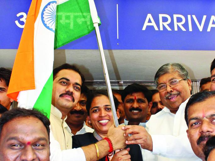 Tejaswini Sawant's warranty welcome in Kolhapur | तेजस्विनी सावंतचे कोल्हापुरात जंगी स्वागत