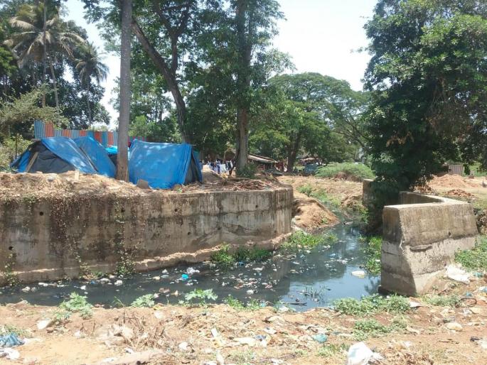 The district administration has started efforts to save the polluted salt river | प्रदुषित साळ नदी वाचविण्यासाठी जिल्हा प्रशासनाकडून प्रयत्न सुरु The district administration has started efforts to save the polluted salt river | प्रदुषित साळ नदी वाचविण्यासाठी जिल्हा प्रशासनाकडून प्रयत्न सुरु