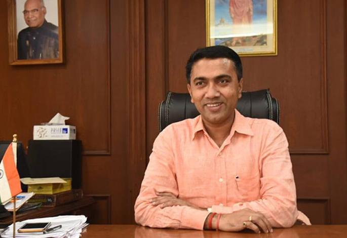 Weaving the political rumors of a change of leadership during the Kovid period in goa | कोविड काळात नेतृत्व बदलाच्या राजकीय अफवांना ऊत Weaving the political rumors of a change of leadership during the Kovid period in goa | कोविड काळात नेतृत्व बदलाच्या राजकीय अफवांना ऊत