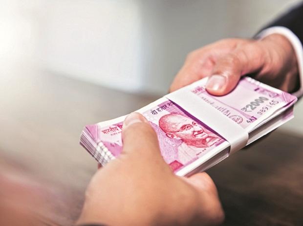 Big benefits for government employees, increase in salaries in DA | सरकारी कर्मचाऱ्यांना मोठा फायदा, पगारात होणार घसघशीत वाढ Big benefits for government employees, increase in salaries in DA | सरकारी कर्मचाऱ्यांना मोठा फायदा, पगारात होणार घसघशीत वाढ