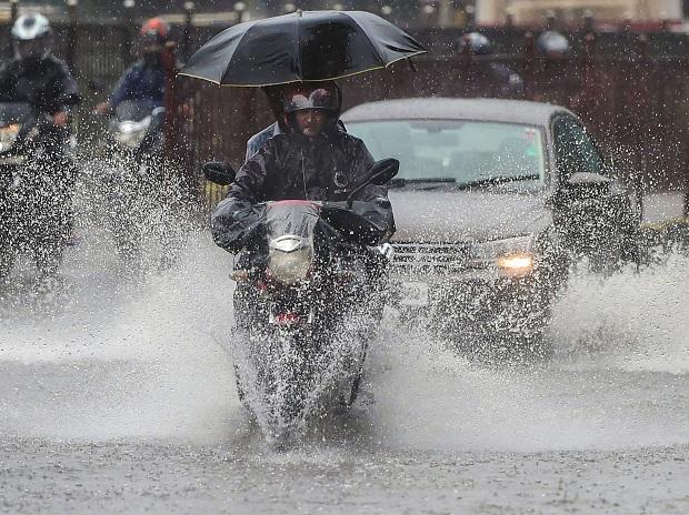 Goa completes its monsoon target in two and a half months | अडीच महिन्यातच गोव्यात मान्सूनची लक्ष्यपूर्ती Goa completes its monsoon target in two and a half months | अडीच महिन्यातच गोव्यात मान्सूनची लक्ष्यपूर्ती