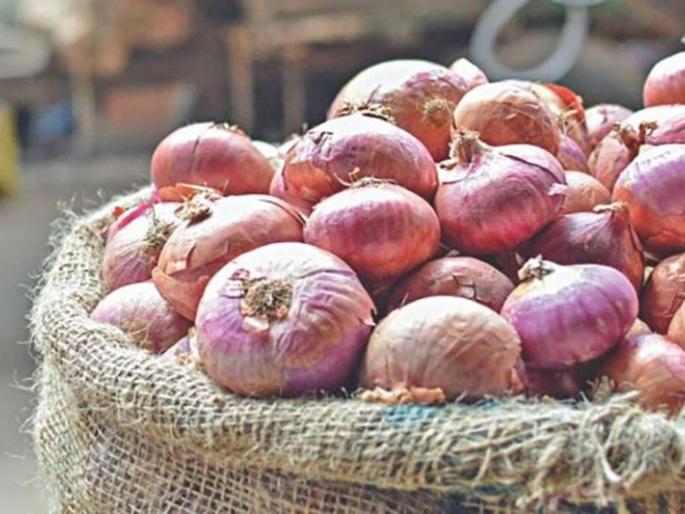 Onion retail in Nagpur is Rs 60 per kg | नागपुरात किरकोळमध्ये कांदे ६० रुपये किलो