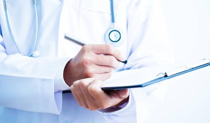 Crime against four doctors in Kalyan | कल्याणमध्ये चार डॉक्टरांच्या विरोधात गुन्हा