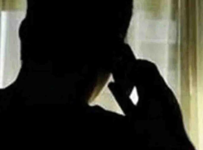 Is this Anil Deshmukhji's number? ... This would have been a threatening phone call to the Home Minister | ये अनिल देशमुखजी का नंबर है क्या?... असा आला होता गृहमंत्र्यांना धमकीवजा फोन