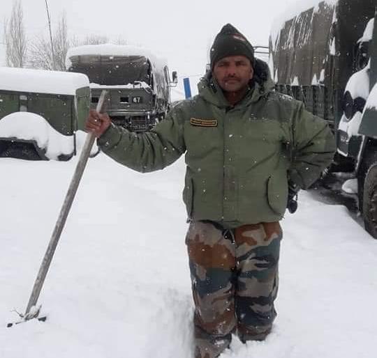 Veermaran to Suputra of Maharashtra; Martyr in Leh, son of Waghachiwadi in Barshi taluka | महाराष्ट्राच्या सुपुत्राला वीरमरण; बार्शी तालुक्यातील वाघाचीवाडीचा सुपुत्र लेहमध्ये शहीद Veermaran to Suputra of Maharashtra; Martyr in Leh, son of Waghachiwadi in Barshi taluka | महाराष्ट्राच्या सुपुत्राला वीरमरण; बार्शी तालुक्यातील वाघाचीवाडीचा सुपुत्र लेहमध्ये शहीद