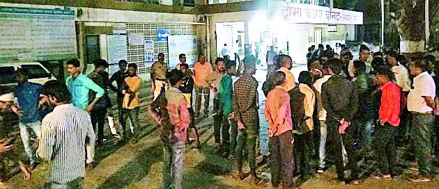 Yuga's blood on a yatra at Digargavan | डिगरगव्हाण येथील यात्रेत तरुणाचा खून Yuga's blood on a yatra at Digargavan | डिगरगव्हाण येथील यात्रेत तरुणाचा खून