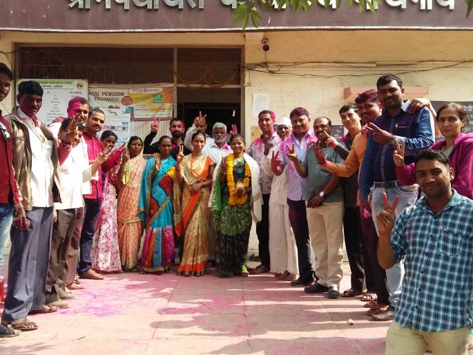  Asha Kadam of Naigaon's sub-station | नायगावच्या उपसरपंचपदी आशा कदम बिनविरोध