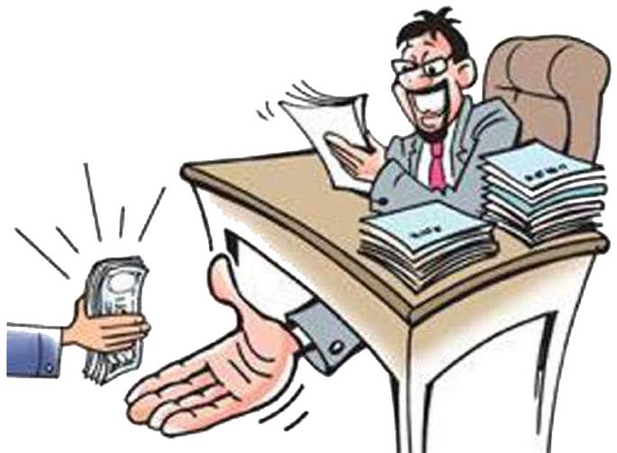 Accepting a bribe of Revenue Revenue! | बीडमध्ये लाच स्वीकारण्यात महसूल पुढे !