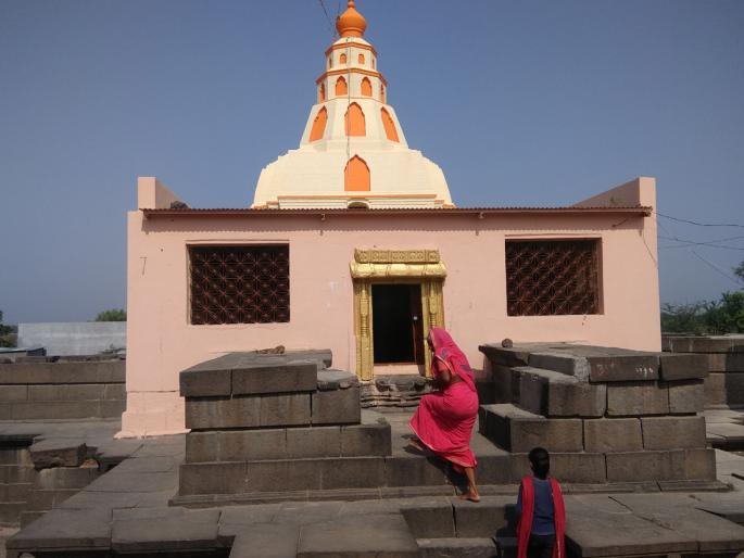 The only Purushottamuri temple in the country is far from the development | देशातील एकमेव पुरूषोत्तमपुरी देवस्थान विकासापासून दूर The only Purushottamuri temple in the country is far from the development | देशातील एकमेव पुरूषोत्तमपुरी देवस्थान विकासापासून दूर