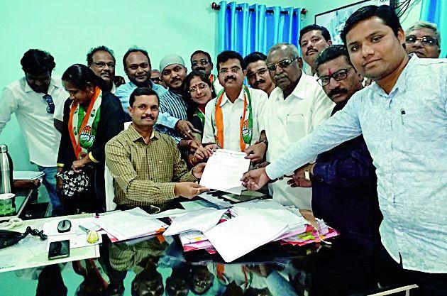 The state government in Vaiganga cleansing depressed | वैनगंगा शुद्धिकरणात राज्य शासन उदासीन The state government in Vaiganga cleansing depressed | वैनगंगा शुद्धिकरणात राज्य शासन उदासीन