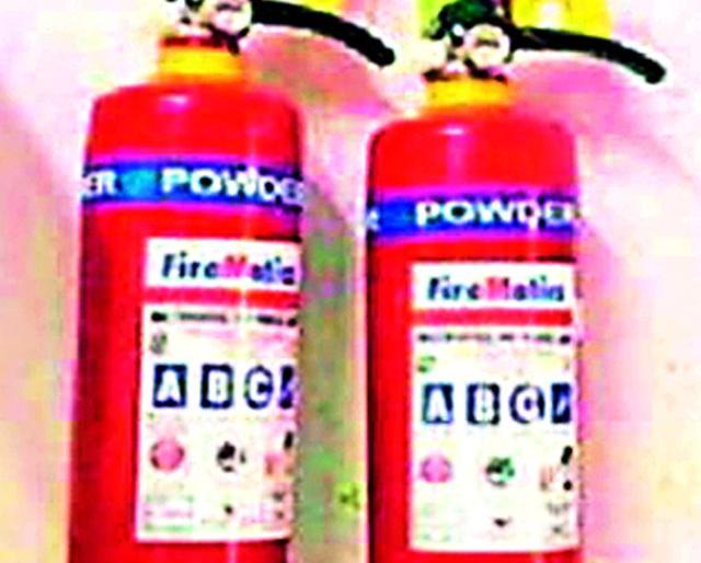 8 crores sanctioned for eight courts | आठ न्यायालयांसाठी सव्वा कोटी मंजूर