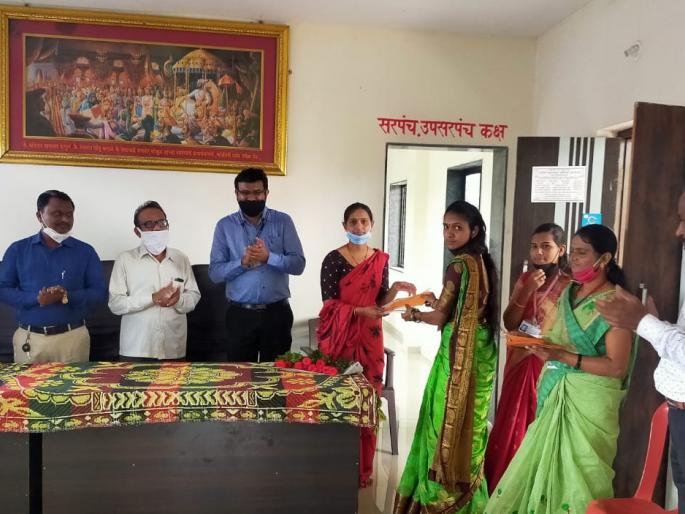 Self-reliance training for women in Chandgiri | चांदगिरीत महिलांना स्वावलंबनाचे प्रशिक्षण Self-reliance training for women in Chandgiri | चांदगिरीत महिलांना स्वावलंबनाचे प्रशिक्षण