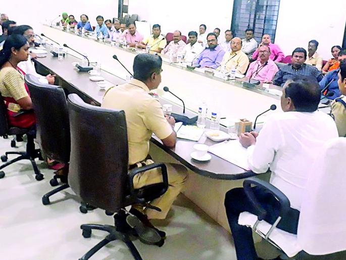 Follow the rules of school bus | स्कूलबसचे नियम काटेकोर पाळा