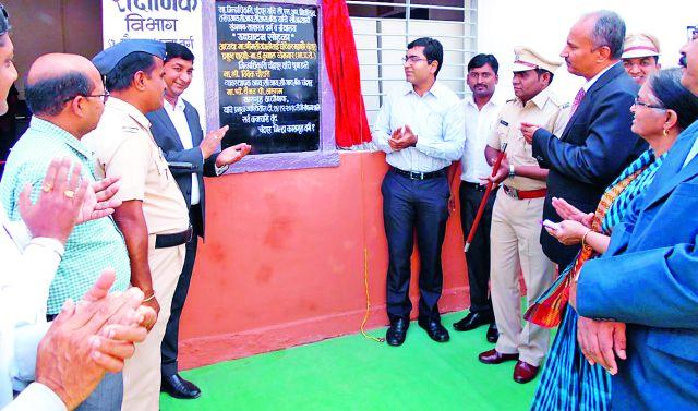 Make a future by reading the book | पुस्तक वाचनातून भविष्य घडवावे Make a future by reading the book | पुस्तक वाचनातून भविष्य घडवावे