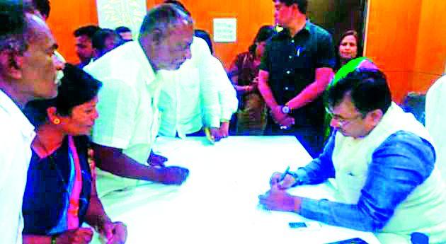 Do a survey for a different magazine | आखिव पत्रिकेसाठी सर्वेक्षण करावे Do a survey for a different magazine | आखिव पत्रिकेसाठी सर्वेक्षण करावे