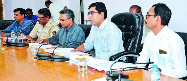 Administration preparations for the Minority Commission meeting | अल्पसंख्यक आयोगाच्या बैठकीसाठी प्रशासनाची तयारी Administration preparations for the Minority Commission meeting | अल्पसंख्यक आयोगाच्या बैठकीसाठी प्रशासनाची तयारी