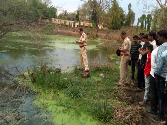 Bodies found in a rotten state | कुजलेल्या अवस्थेत आढळला मृतदेह Bodies found in a rotten state | कुजलेल्या अवस्थेत आढळला मृतदेह