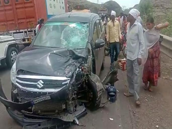 Two killed in accident | अक्कलपाडानजीक अपघातात दोन ठार Two killed in accident | अक्कलपाडानजीक अपघातात दोन ठार