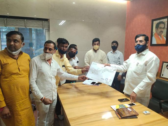 To fund pending development works in Dindori: Shinde | दिंडोरीतील प्रलंबित विकासकामांना निधी देणार : शिंदे To fund pending development works in Dindori: Shinde | दिंडोरीतील प्रलंबित विकासकामांना निधी देणार : शिंदे