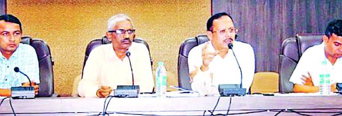 Do not shield the rights and rights of children | बालकांचे हक्क व अधिकार हिरावू नका Do not shield the rights and rights of children | बालकांचे हक्क व अधिकार हिरावू नका