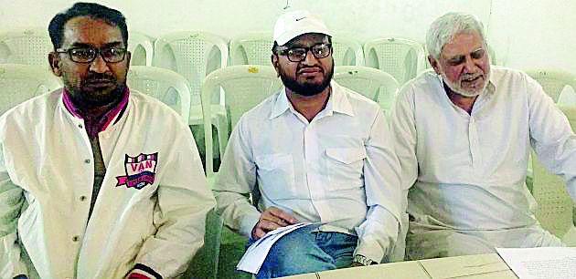 What is the development of select people? | निवडक लोकांचा विकास काय कामाचा?