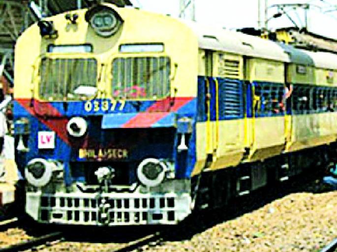 Damu Hui closed and MEMU also did not go | डेमू हुई बंद और मेमू भी नही चली Damu Hui closed and MEMU also did not go | डेमू हुई बंद और मेमू भी नही चली