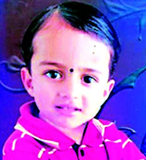 Claiming to be alive, the child declared dead | मृत घोषित केलेल्या बालकाला जिवंत करण्याचा दावा Claiming to be alive, the child declared dead | मृत घोषित केलेल्या बालकाला जिवंत करण्याचा दावा