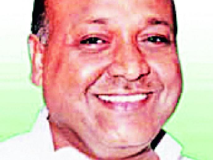 Gopaladas Agarwal's assistance to the Prime Minister's Fund | पंतप्रधान सहायता निधीस गोपालदास अग्रवाल यांची मदत