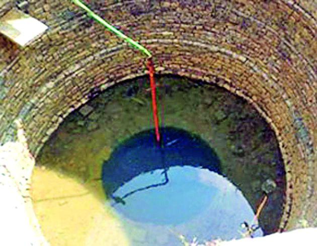 Ground water level of the district decreases by 2 meters | जिल्ह्याची भूजल पातळी २ मीटरने खालावली Ground water level of the district decreases by 2 meters | जिल्ह्याची भूजल पातळी २ मीटरने खालावली