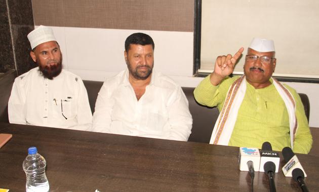 Decision after knowing the feelings of social workers - Sattar | समाजबांधवांच्या भावना जाणून घेतल्यावर निर्णय- सत्तार Decision after knowing the feelings of social workers - Sattar | समाजबांधवांच्या भावना जाणून घेतल्यावर निर्णय- सत्तार