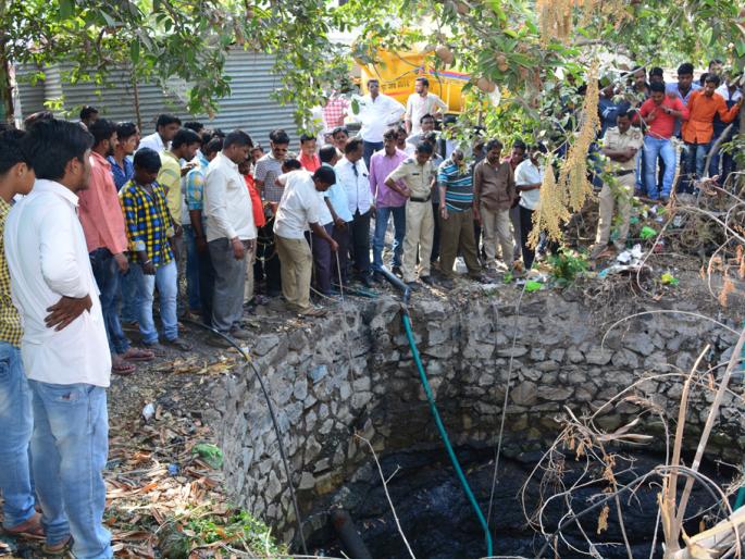 dead body in well; fire brigade efforts for 8 hours | अग्निशामक दलाची आठ तास दमछाक dead body in well; fire brigade efforts for 8 hours | अग्निशामक दलाची आठ तास दमछाक
