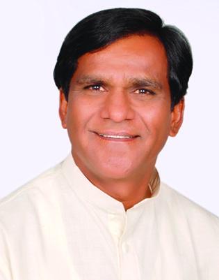 Raosaheb Danve fires BJP Corporators | केंद्रीय मंत्री दानवेंकडून नगरसेवकांची झाडाझडती Raosaheb Danve fires BJP Corporators | केंद्रीय मंत्री दानवेंकडून नगरसेवकांची झाडाझडती