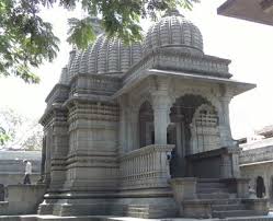 Kalaram Temple Trustee's Court in Court | नाशिकच्या काळाराम मंदिर विश्वस्तपदाचा वाद न्यायालयात Kalaram Temple Trustee's Court in Court | नाशिकच्या काळाराम मंदिर विश्वस्तपदाचा वाद न्यायालयात