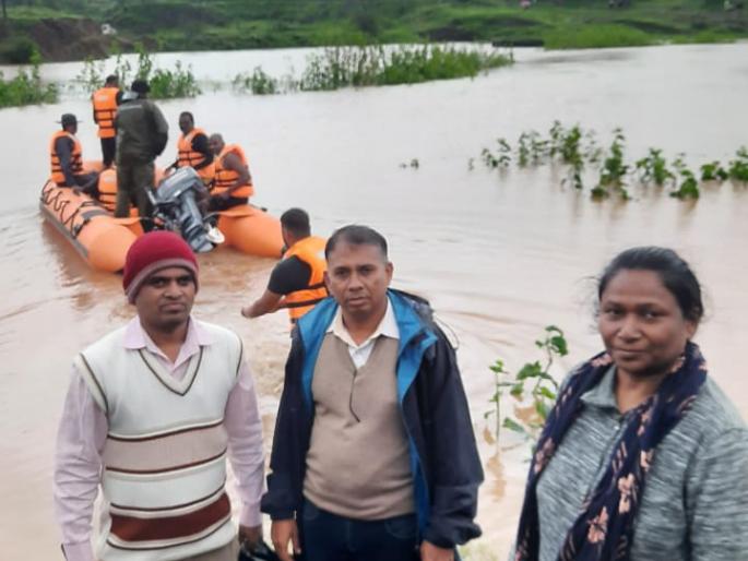 The body of 'that' girl from Kochargaon was finally found | कोचरगावच्या ‘त्या’ मुलीचा मृतदेह अखेर सापडला The body of 'that' girl from Kochargaon was finally found | कोचरगावच्या ‘त्या’ मुलीचा मृतदेह अखेर सापडला